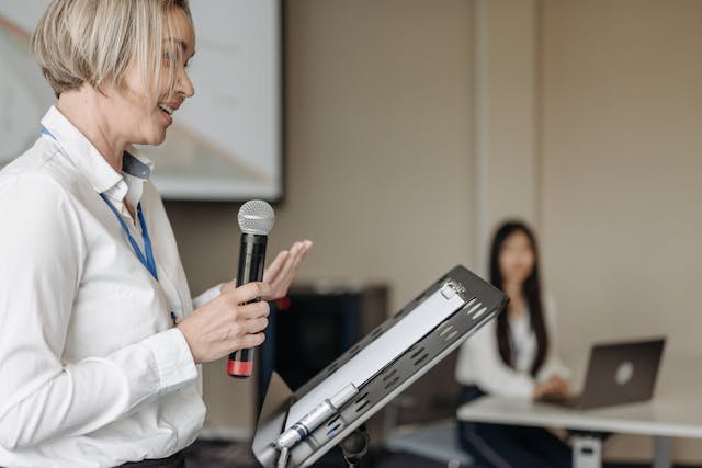 How to Improve Your Public Speaking Skills